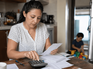 Hijos y deudas simultáneas