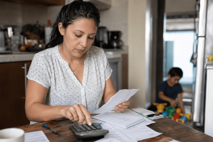 Hijos y deudas simultáneas