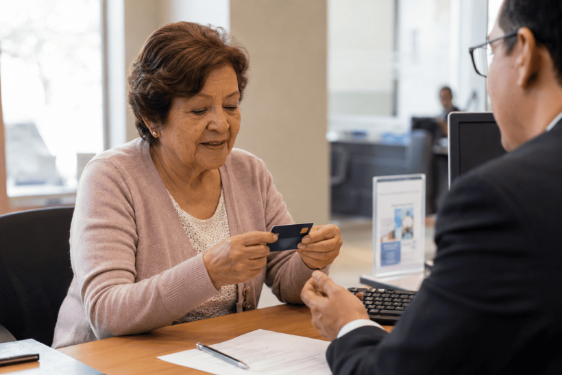 Tarjetas de crédito para adultos mayores